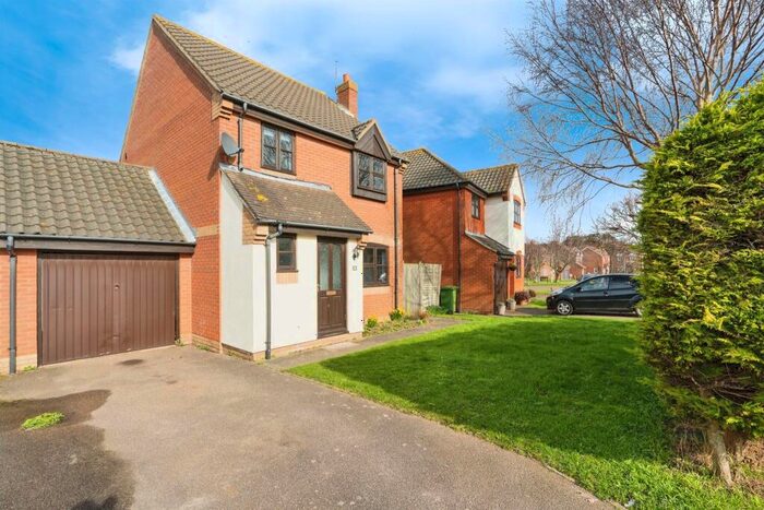 3 Bedroom Link Detached House For Sale In Greenlands Way, Sheringham, NR26