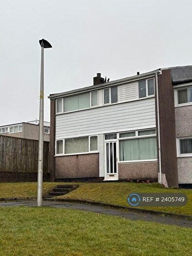 4 Bedroom End Of Terrace House To Rent In Leeward Circle, East Kilbride, G75