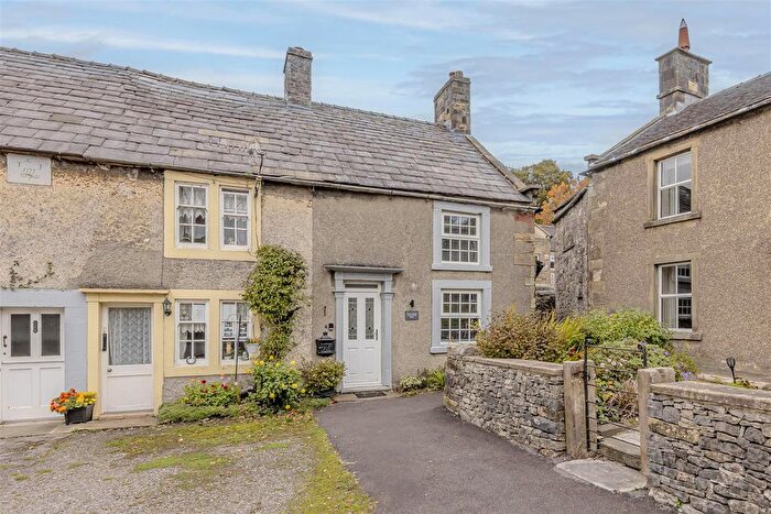 2 Bedroom End Terrace House For Sale In Market Place, Hartington, Buxton, Derbyshire, SK17