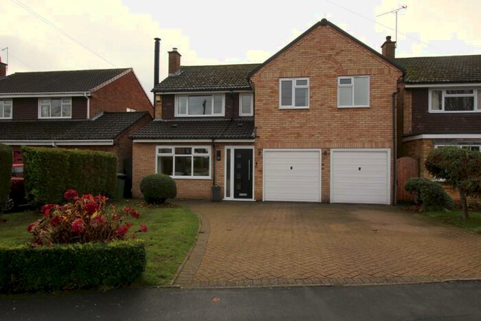 5 Bedroom Detached House To Rent In Burnham Avenue, Stafford, ST17