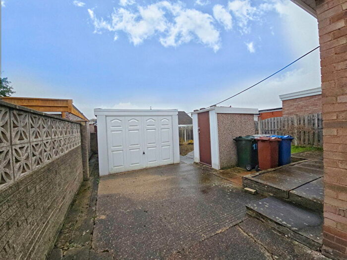 2 Bedroom Semi-Detached Bungalow For Sale In Bari Close, Darfield, Barnsley, S73