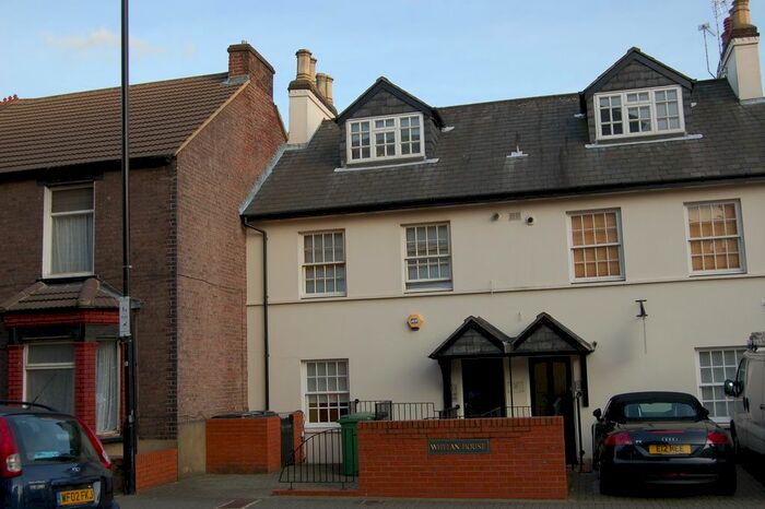 1 Bedroom Flat To Rent In Marlborough Road, St Albans, AL1