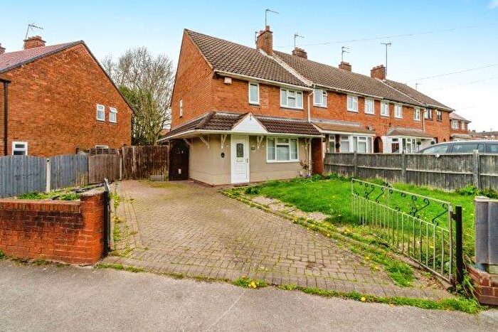 2 Bedroom Property To Rent In Glastonbury Crescent, Walsall, WS3