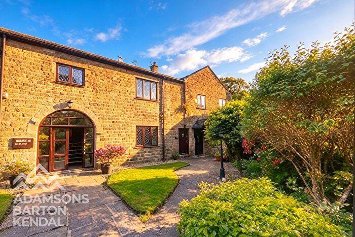 2 Bedroom Flat To Rent In Healey Hall Farm, Shawclough, Rochdale, OL12