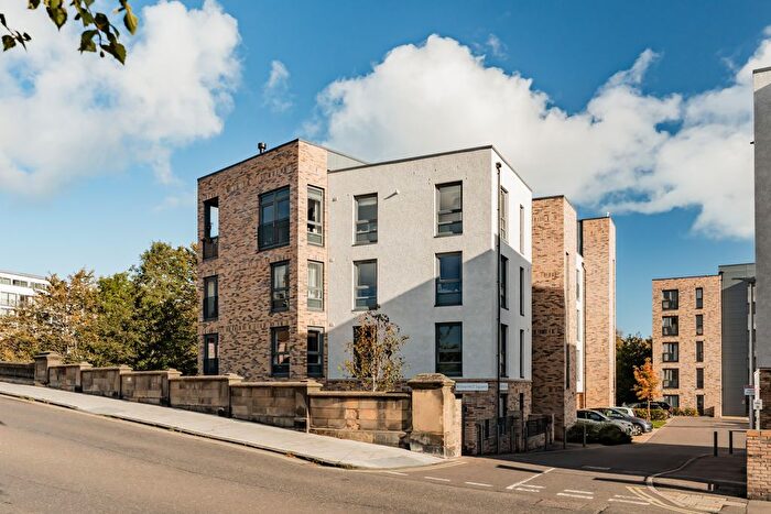 2 Bedroom Flat For Sale In / Wintermill Square, Edinburgh, EH6