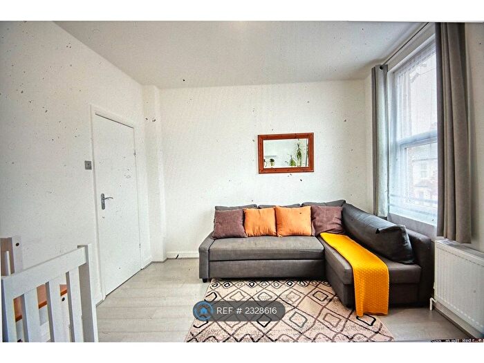 6 Bedroom Terraced House To Rent In Dunloe Avenue, London, N17