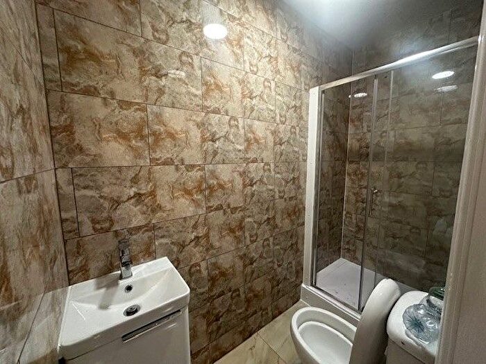 1 Bedroom Studio To Rent In Worlds End Lane, Birmingham, B32