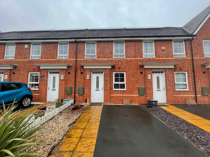 2 Bedroom Terraced House To Rent In Cardinal Place, Southampton, SO16