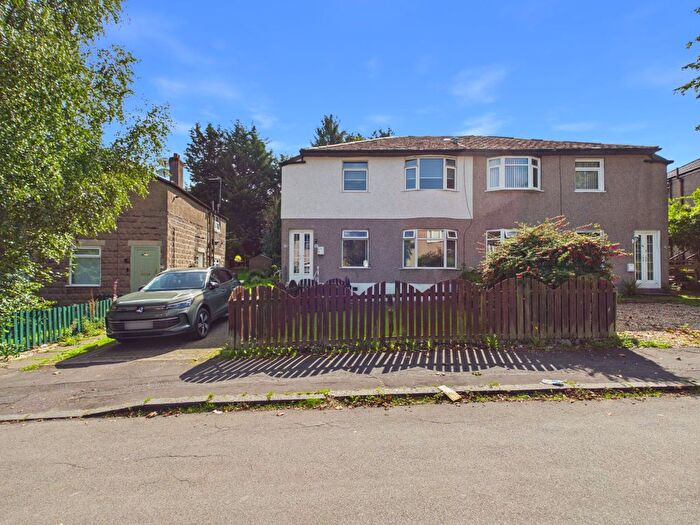 3 Bedroom Flat For Sale In Highcroft Avenue, Croftfoot, G44