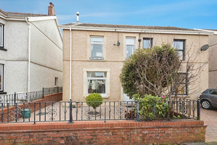 3 Bedroom Semi-Detached House For Sale In Talbot Road, Ammanford, Carmarthenshire, SA18