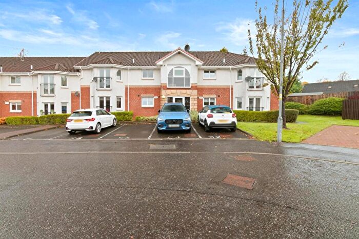 2 Bedroom Flat For Sale In Oakburn Walk, Jamestown, Alexandria, G83