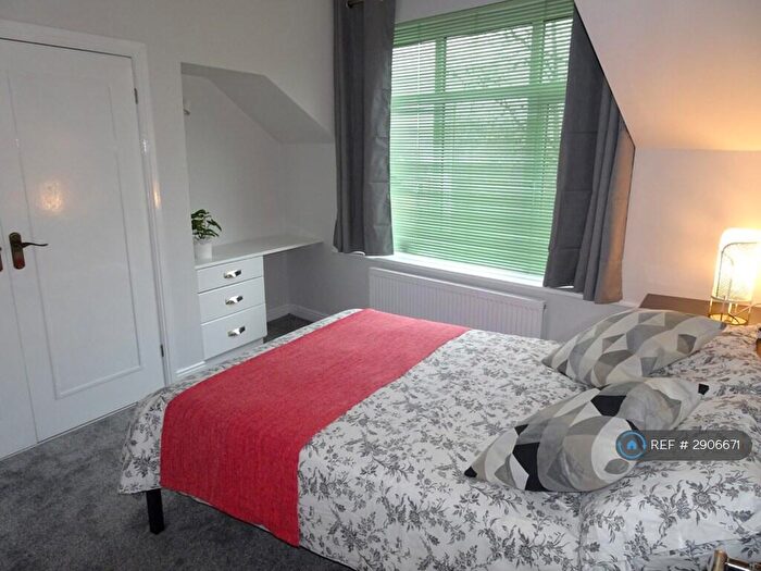 1 Bedroom Flat To Rent In Richmond Grove, Manchester, M13