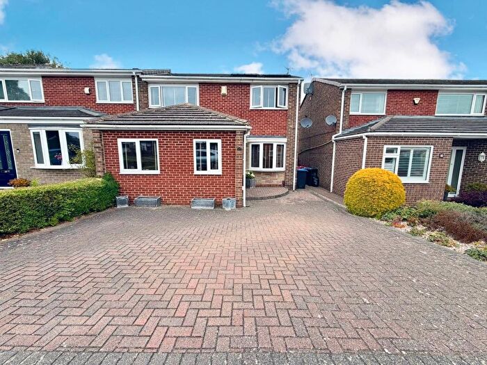 3 Bedroom End Terrace House For Sale In Margill Close, Marton-In-Cleveland, TS7