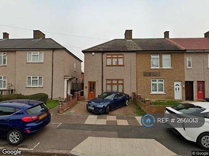 2 Bedroom End Of Terrace House To Rent In Baron Road, Dagenham, RM8