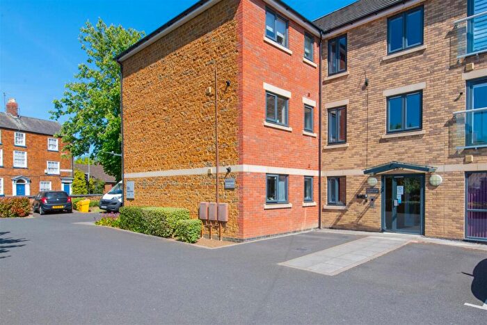 1 Bedroom Apartment For Sale In Broad Green, Wellingborough, NN8