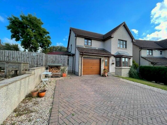 4 Bedroom Detached House To Rent In Danskin Place, Strathkinness, Fife, KY16