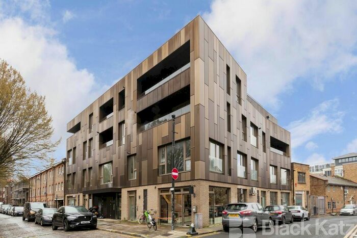 3 Bedroom Flat To Rent In Heneage Street, London, E1