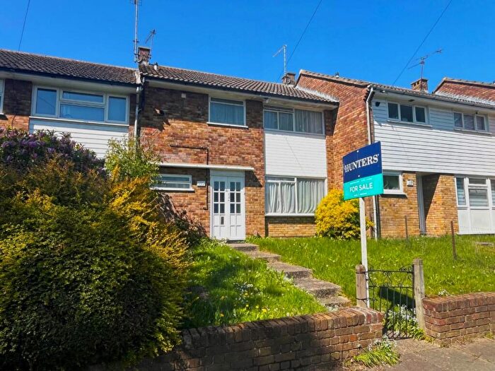 3 Bedroom Terraced House For Sale In Ifield Way, Gravesend, DA12