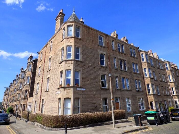 2 Bedroom Flat To Rent In Merchiston Grove, Shandon, Edinburgh, EH11