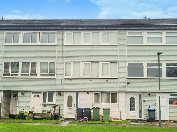 5 Bedroom Terraced House To Rent In Hovingham Close, Peterlee, Durham, SR8
