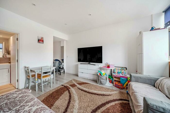 Studio To Rent In Rayners Lane, Rayners Lane, Harrow, HA2