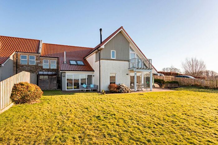 4 Bedroom Farmhouse For Sale In Kinneddar Mains Steading, Saline, Dunfermline, KY12