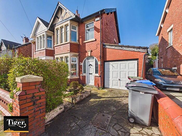 3 Bedroom Semi Detached House To Rent In Glastonbury Avenue, Blackpool, FY1