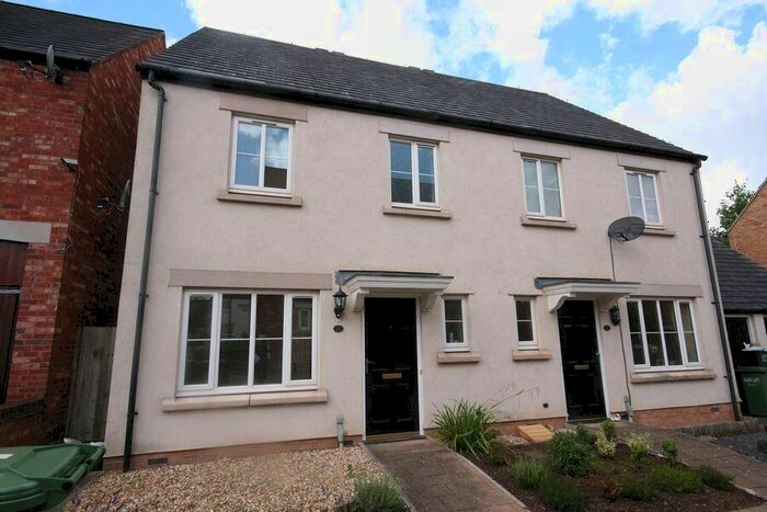 3 Bedroom House To Rent In Castle Court, Stoke Gifford, Bristol, BS34