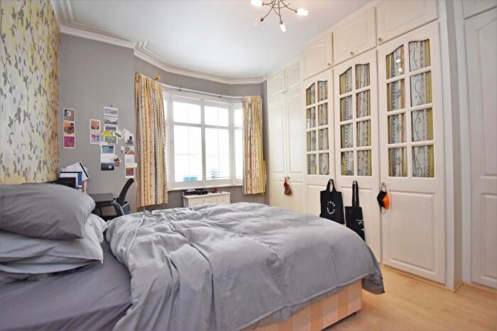 4 Bedroom End Of Terrace House To Rent In Newquay Road, London, SE6