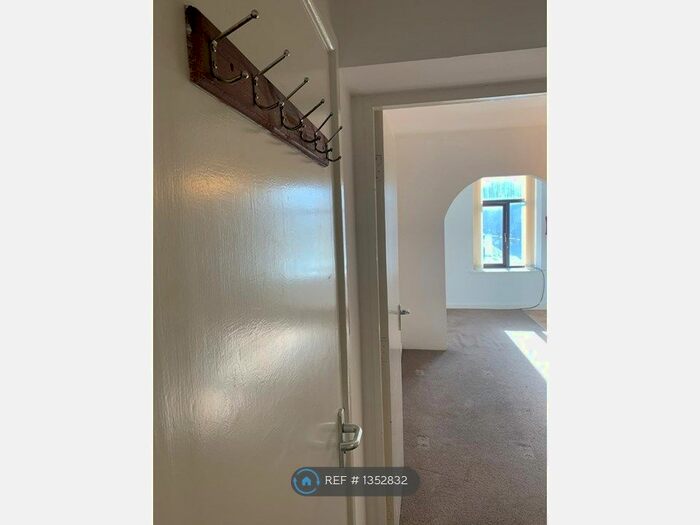 2 Bedroom Flat To Rent In Cowpe View Apartments, Rossendale, BB4