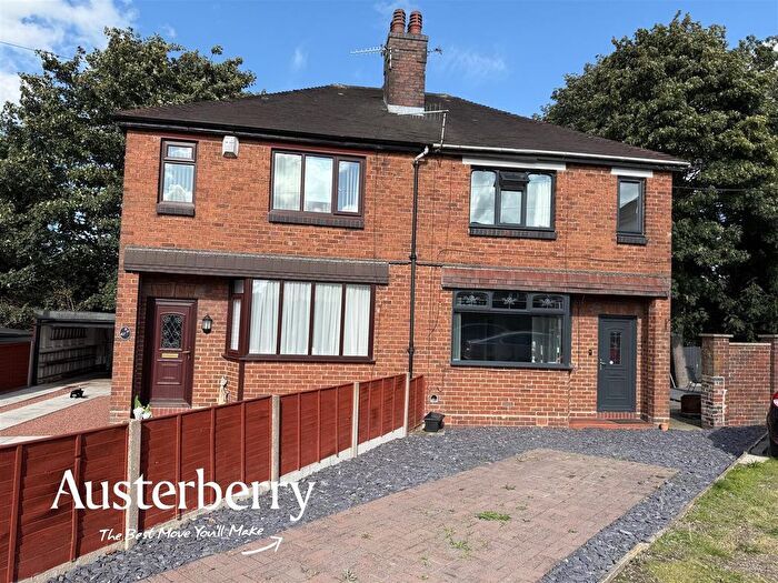 3 Bedroom Semi-Detached House For Sale In Highfield Avenue, Stoke-On-Trent, ST3