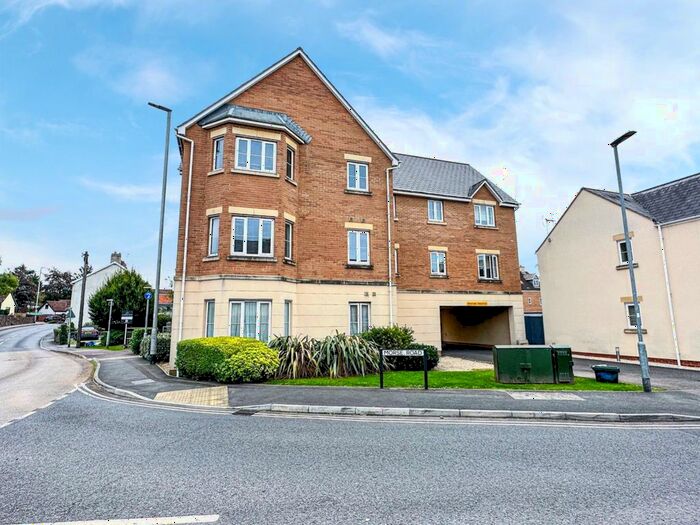 2 Bedroom Flat To Rent In Morse Road, Norton Fitzwarren, Taunton, TA2