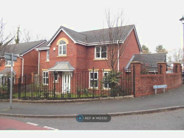 4 Bedroom Detached House To Rent In The Vineyard, Walton Le Dale, PR5