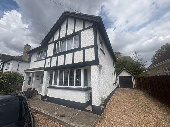 2 Bedroom Flat To Rent In Marshall Avenue, Bognor Regis, PO21