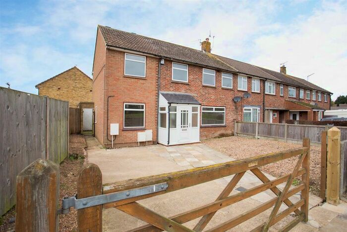 2 Bedroom Flat To Rent In Surrey Road, Canterbury, CT1