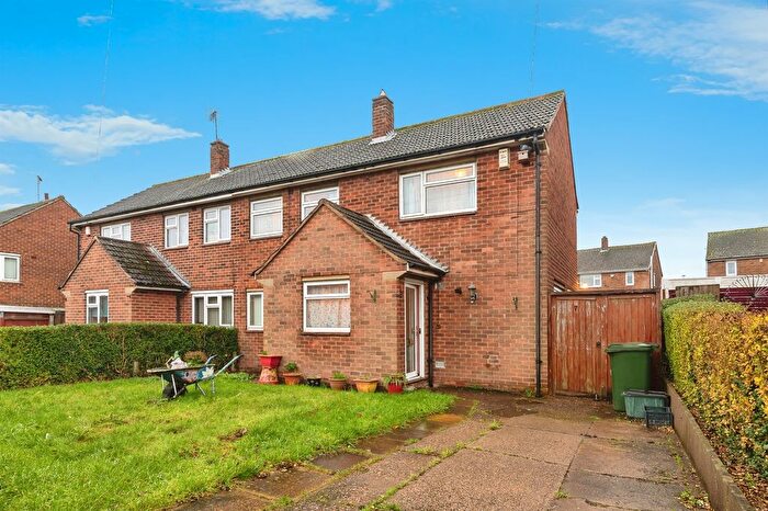 3 Bedroom Semi Detached House For Sale In Glade Hill Road, Arnold, Nottingham, NG5