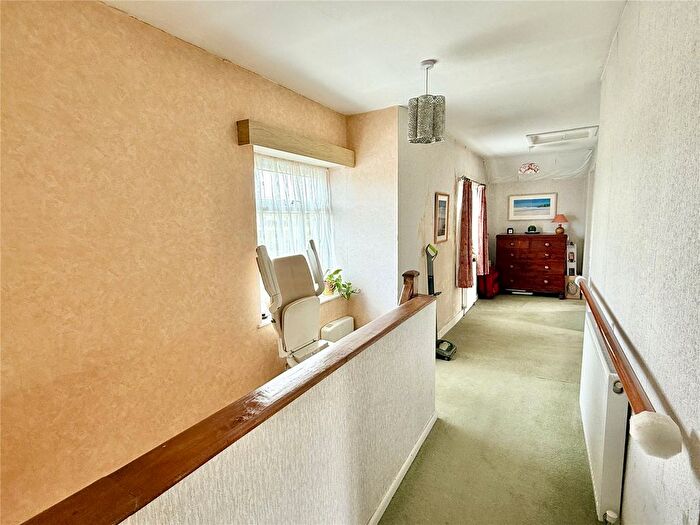 4 Bedroom Semi-Detached House For Sale In Rhos Common, Llanymynech, Powys, SY22
