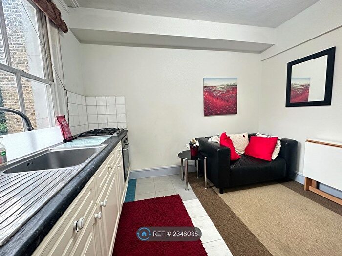 1 Bedroom Flat To Rent In Reporton Road, London, SW6