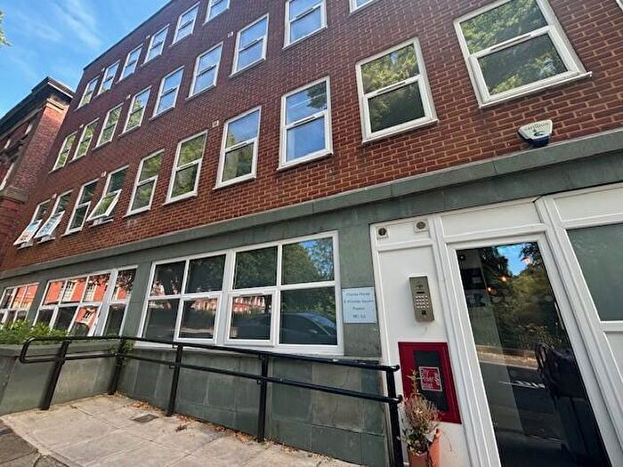 1 Bedroom Apartment To Rent In Charles House, Winckley Square, PR1