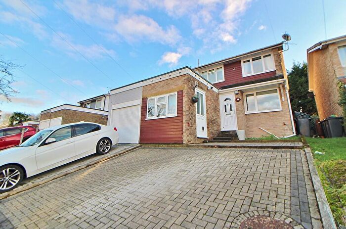 3 Bedroom End Of Terrace House For Sale In Kennedy Close, Purbrook, PO7
