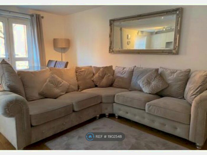 2 Bedroom Flat To Rent In Armstrong Quay, Liverpool, L3