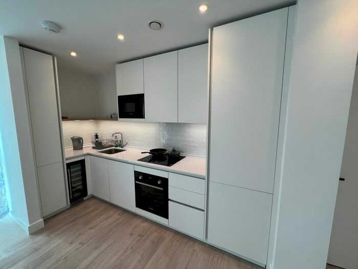 2 Bedroom Flat To Rent In Lavey House Belgrave Road, Wembley, HA0