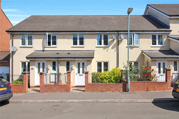 3 Bedroom Terraced House For Sale In Cloatley Crescent, Royal Wootton Bassett, Swindon, Wiltshire, SN4