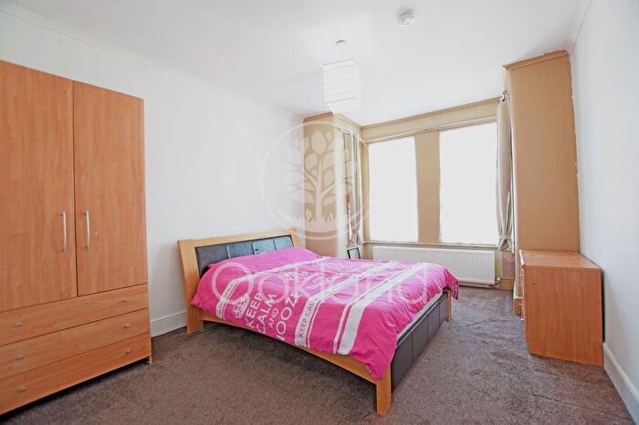 1 Bedroom Flat To Rent In Ashgrove Road, Ilford, IG3