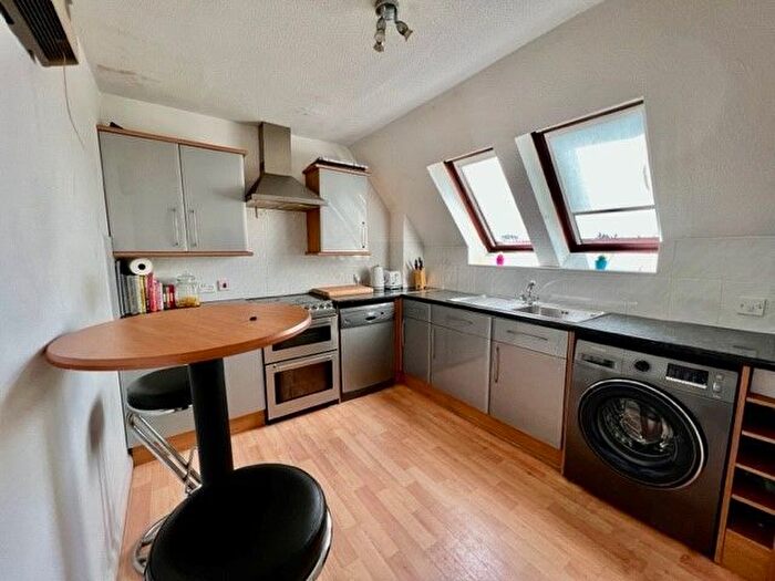 1 Bedroom Property To Rent In Fawkner Close, Chelmsford, CM2