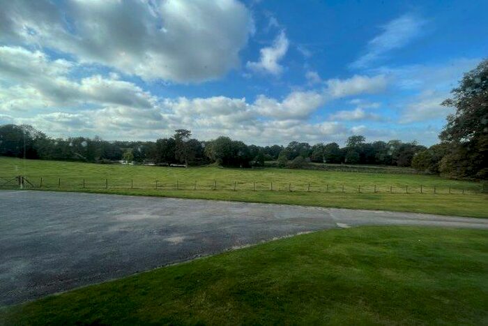 1 Bedroom Flat To Rent In Tamworth Road, Lichfield WS14