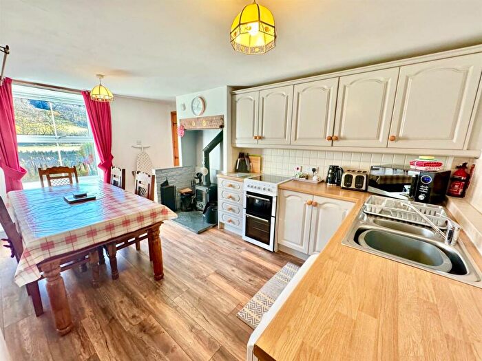 2 Bedroom Semi-Detached House For Sale In Dolwyddelan, LL25