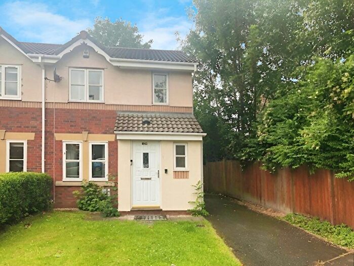 3 Bedroom Semi-Detached House To Rent In Harvard Grove, Salford, Greater Manchester, M6