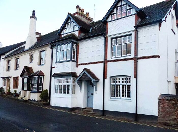 2 Bedroom Flat To Rent In West End, Porlock, TA24