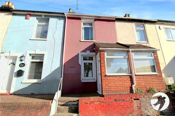 2 Bedroom Terraced House To Rent In Mounts Road, Greenhithe, Kent, DA9